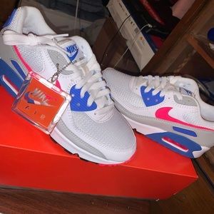 Nike air max  corals